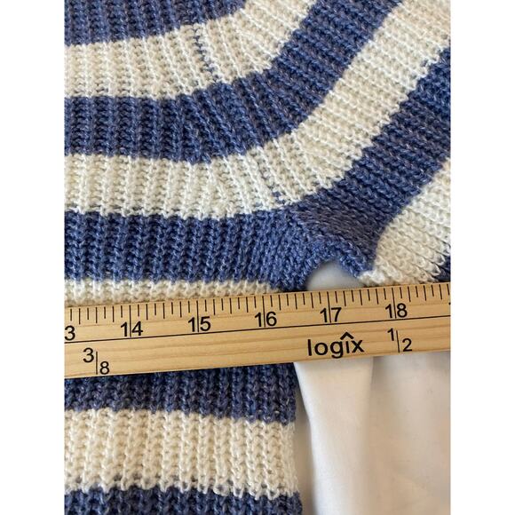 American Eagle Blue and White Striped Collared Sweater - Picture 4 of 7